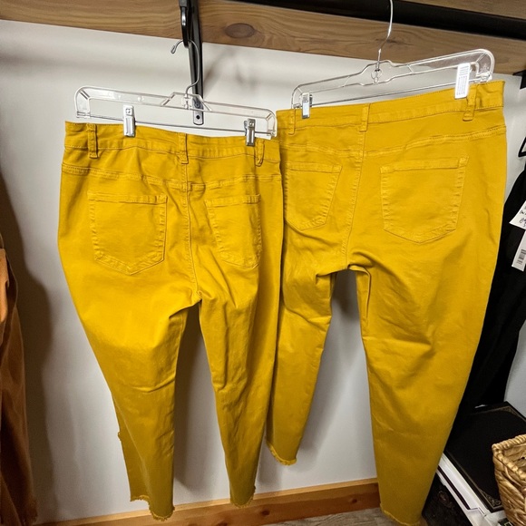 Women's Skinny Jeans in Mustard Yellow - Ethyl - Picture 8 of 16